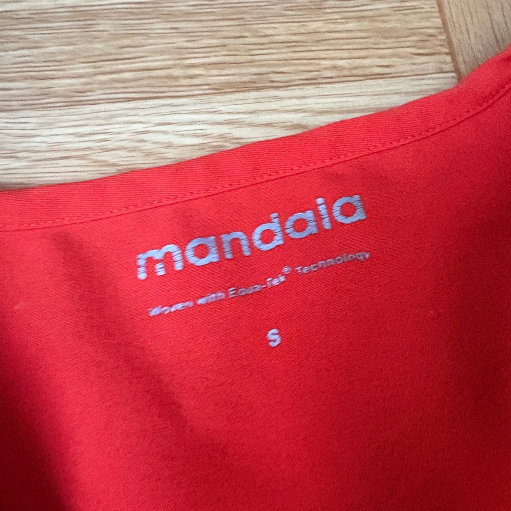 Women's Red Scrub Set - Picture 4 of 4